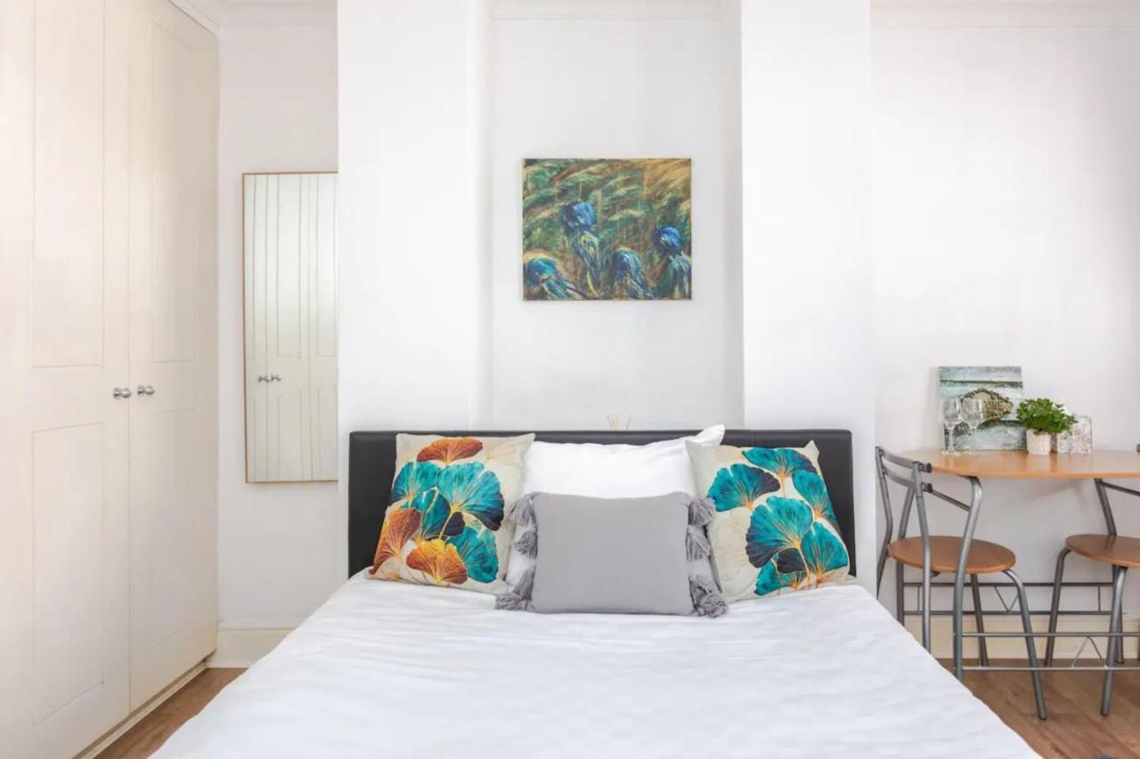 Lovely Studio Near Trendy Shoreditch * Londen